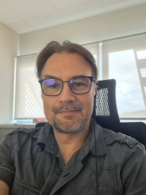 Foreign men for dating