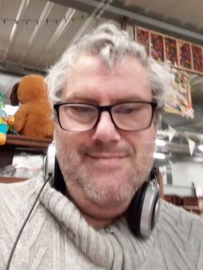 French men looking for love