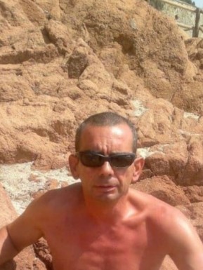 Spanish men looking for love