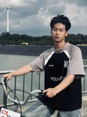 Foreign men for dating