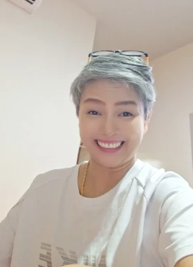 <span>Prasitporn, 48</span> <span style='width: 25px; height: 16px; float: right; background-image: url(/bitmaps/flags_small/TH.PNG)'> </span><br><span>Khonkean, 泰国</span> <input type='button' class='joinbtn' style='float: right' value='JOIN NOW' />
