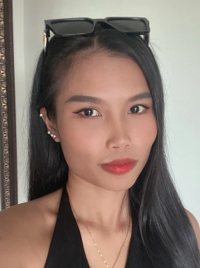Thai girl for dating