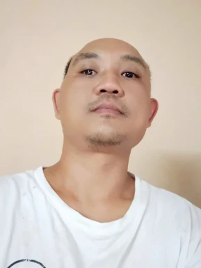 Foreign men for dating
