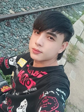 Foreign men for dating