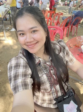 Thai girl for dating