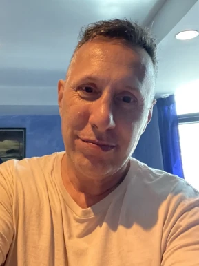 Canadian men looking for love