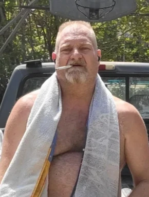 American men looking for love