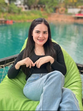 Thai girl for dating