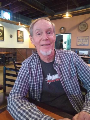 <span>Steve, 76</span>&nbsp;<span style='width: 25px; height: 16px; float: right; background-image: url(/bitmaps/flags_small/US.PNG)'>&nbsp;</span><br><span>California, Stati Uniti d'America</span>&nbsp;<input type='button' class='joinbtn' style='float: right' value='JOIN NOW' />