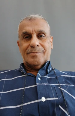 <span>Nasir, 60</span>&nbsp;<span style='width: 25px; height: 16px; float: right; background-image: url(/bitmaps/flags_small/MY.PNG)'>&nbsp;</span><br><span>Kuala Lumpu, Malaysia</span>&nbsp;<input type='button' class='joinbtn' style='float: right' value='JOIN NOW' />
