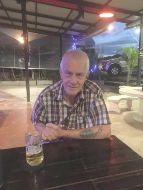 English men looking for love