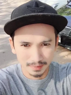 Foreign men for dating