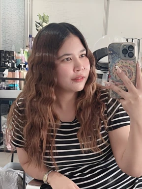 Thai girl for dating