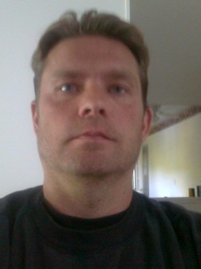 American men looking for love