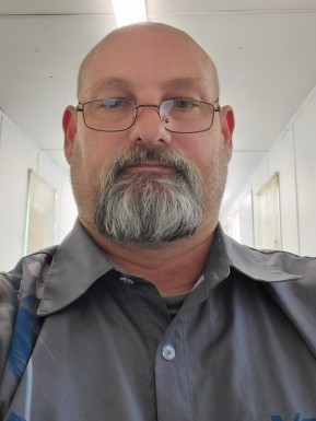 American men looking for love