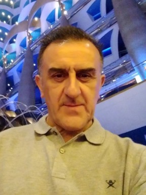 English men looking for love