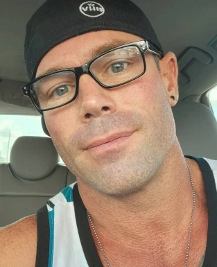 American men looking for love