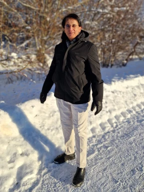 Foreign men for dating